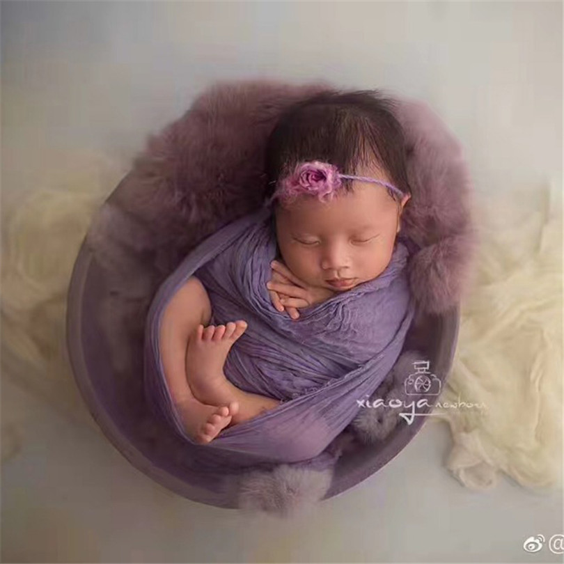 Tigela De Madeira Do Bebê Recé - Photography Newborn avaliação e preço